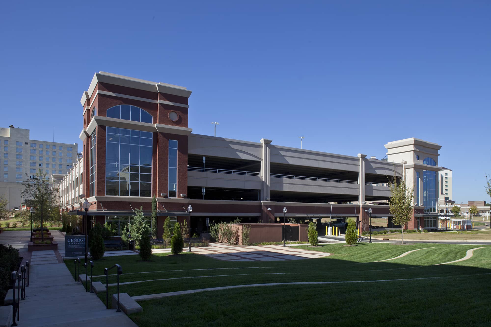 City of Spartanburg, Saint John Street Parking Garage (Renaissance Park)