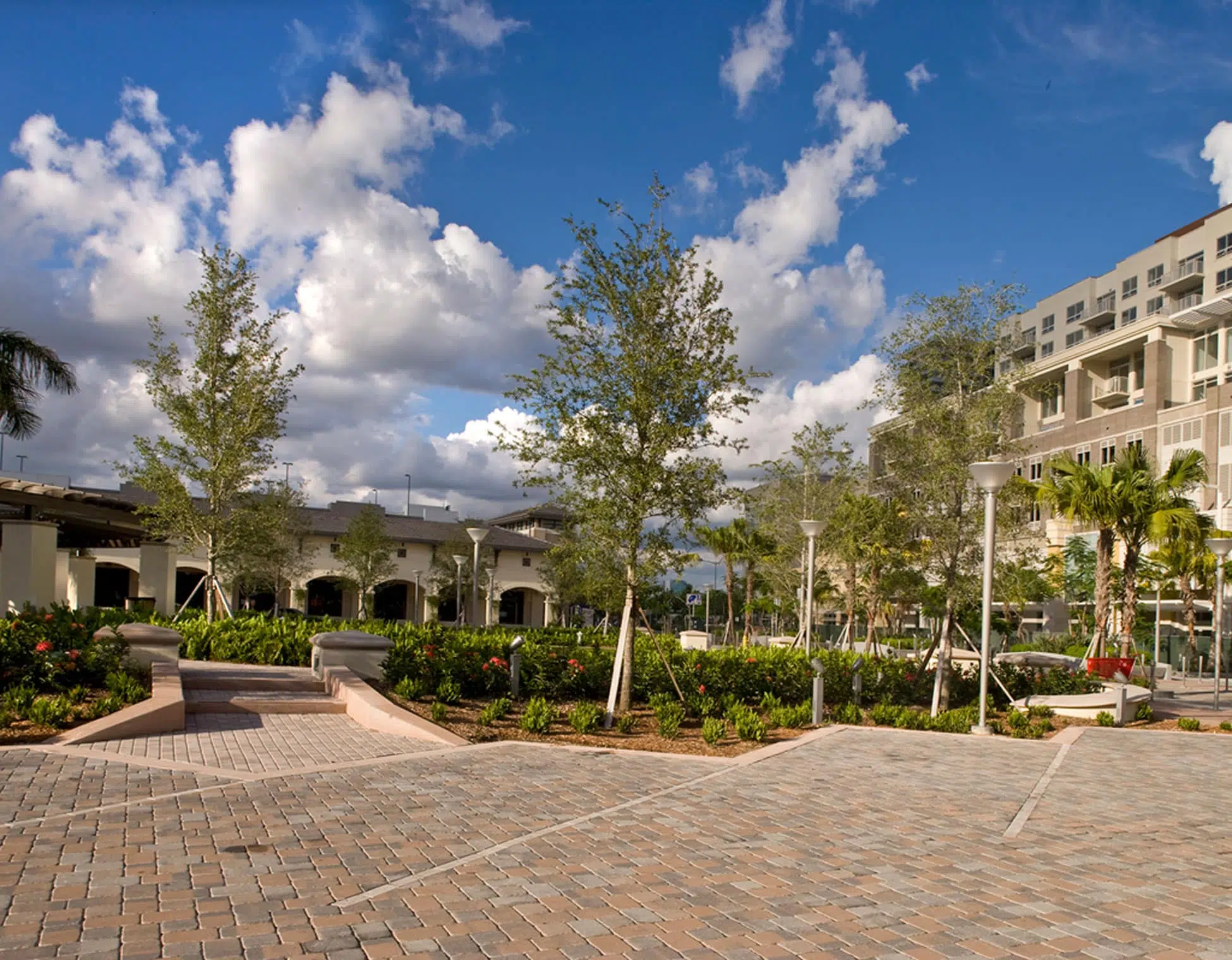 Kimley-Horn developed an urban mixed-use master plan and provided brownfield assessment and remediation design services for the Midtown Miami redevelopment.