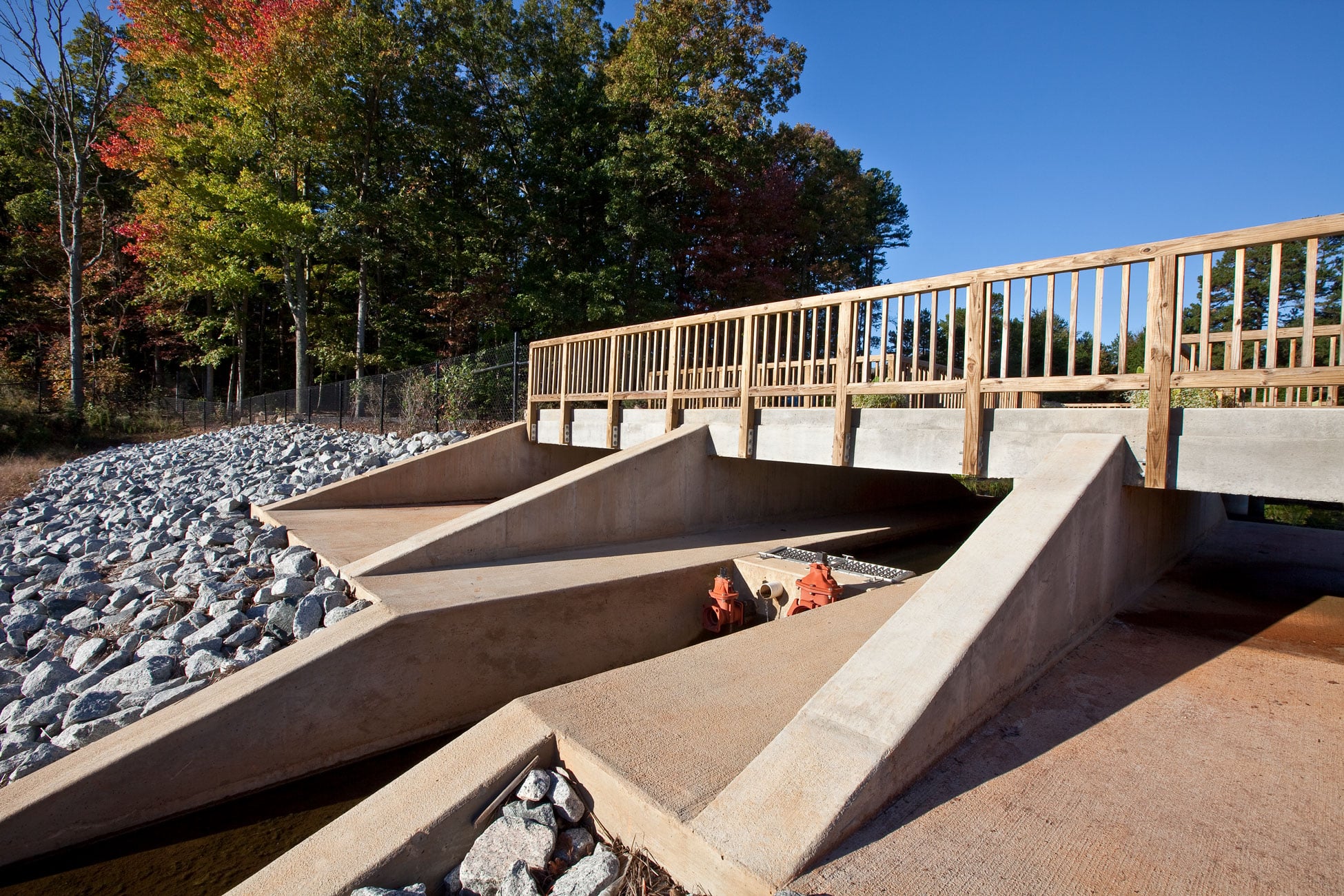 Kimley-Horn provided stormwater consulting services for a wetland retrofit to treat the runoff for a parking area at the North Carolina Zoological Park.
