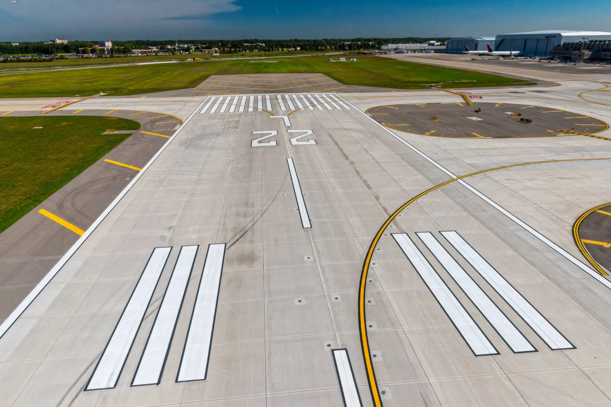 Kimley-Horn’s aviation consultants are experts in every aspect of airport pavement management.