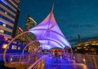 Kimley-Horn provided urban design and landscape architecture services for the Riverwalk at Kennedy Boulevard Plaza in Tampa, Florida.