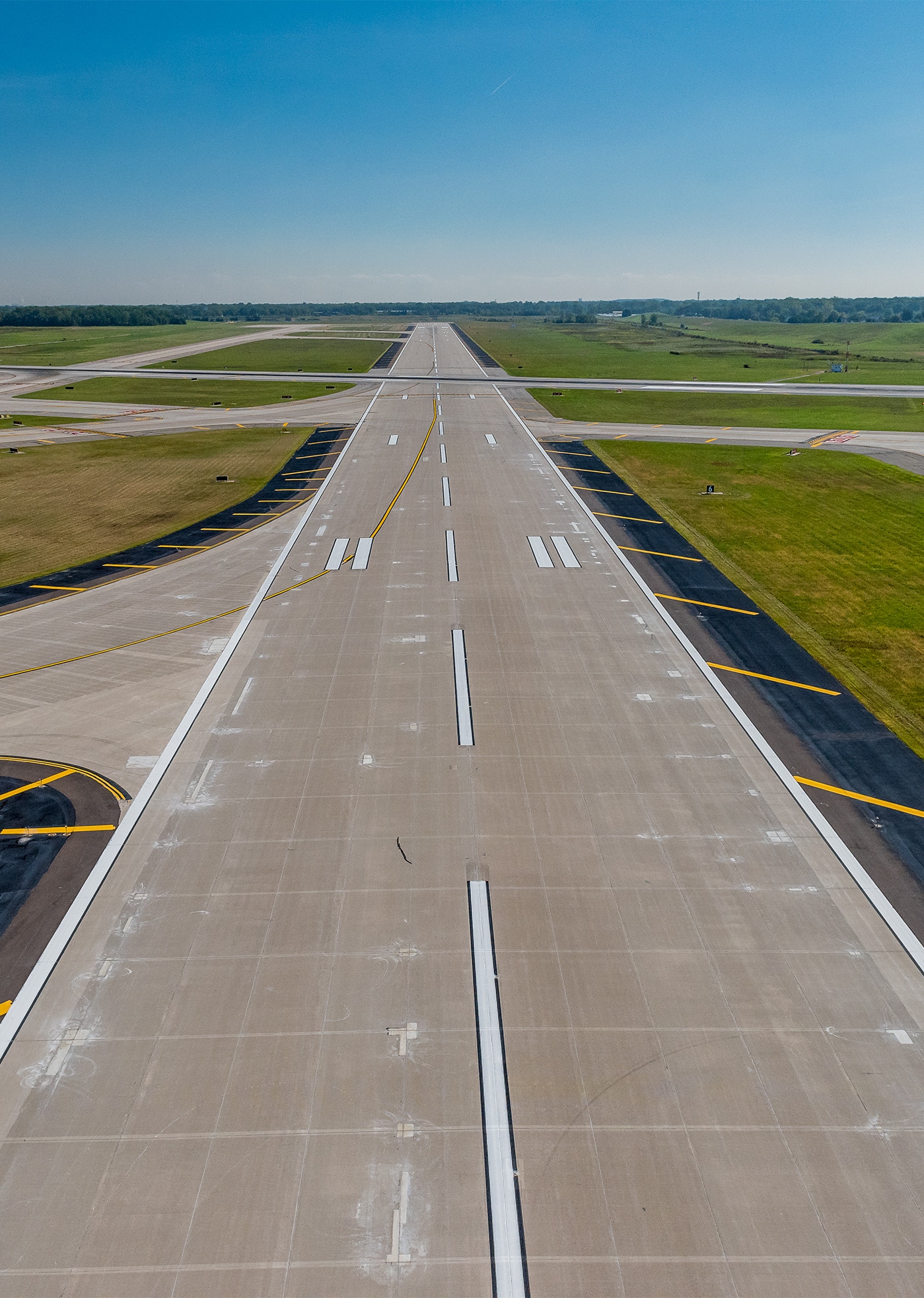 Kimley-Horn has the aviation engineering and planning services you need to make your airport project a success