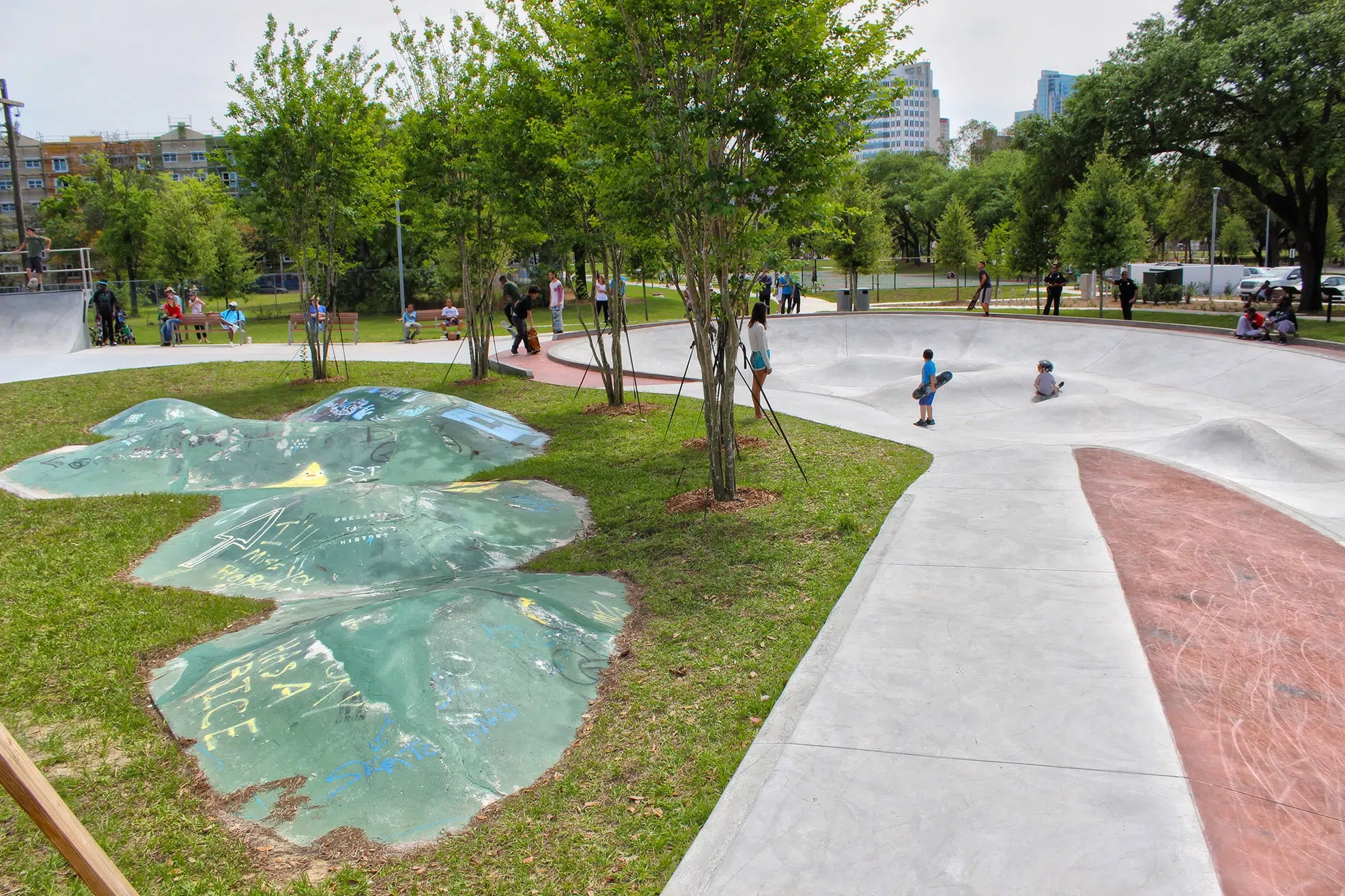 Kimley-Horn provided landscape architecture and civil engineering design services for the renovation of Perry Harvey Park in Tampa, FL.