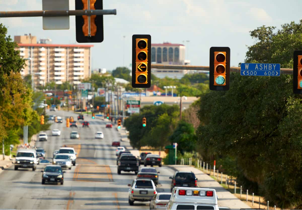 using traffic data comparisons to inform signal timing during COVID19