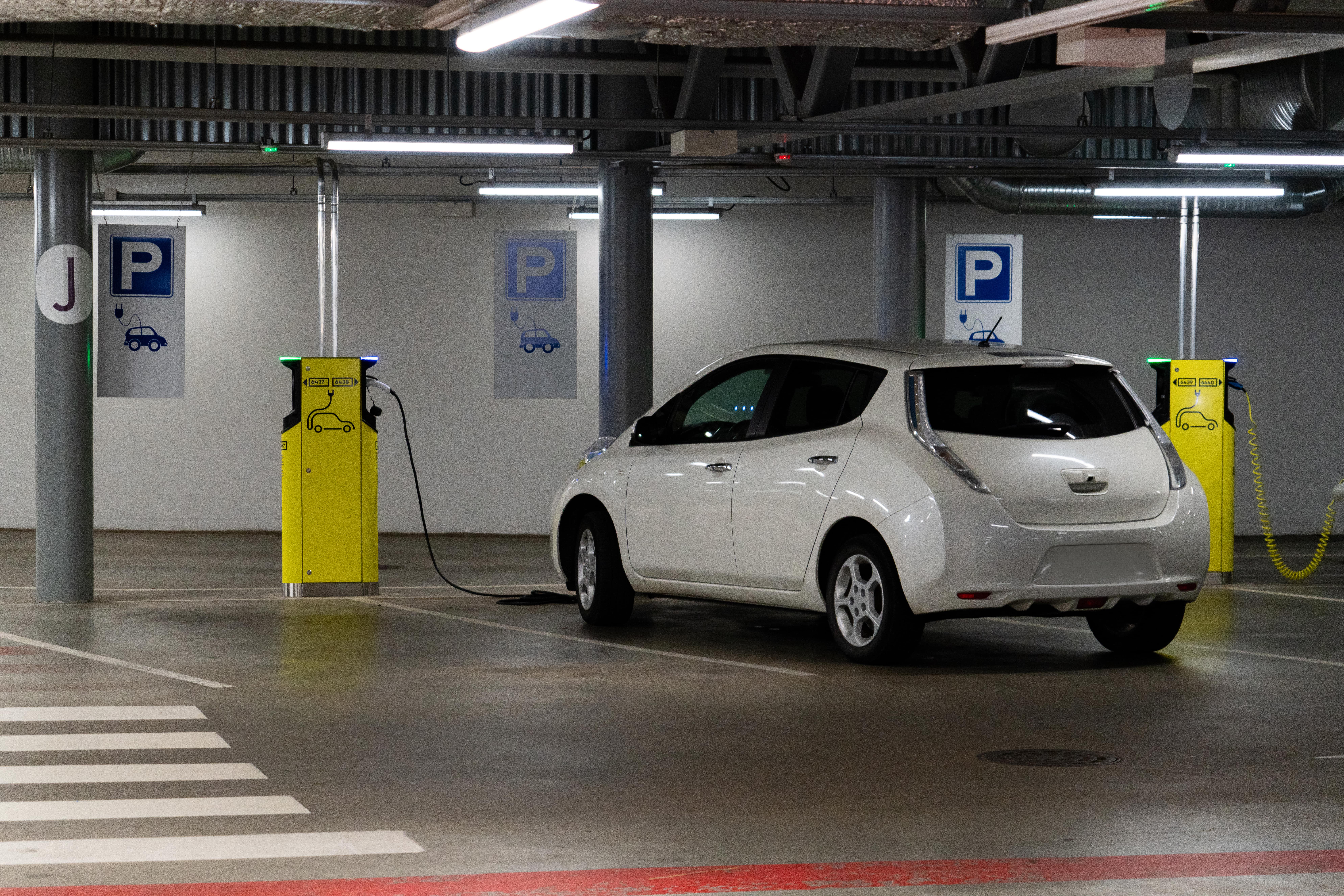 Airport Parking Garage EV Charging