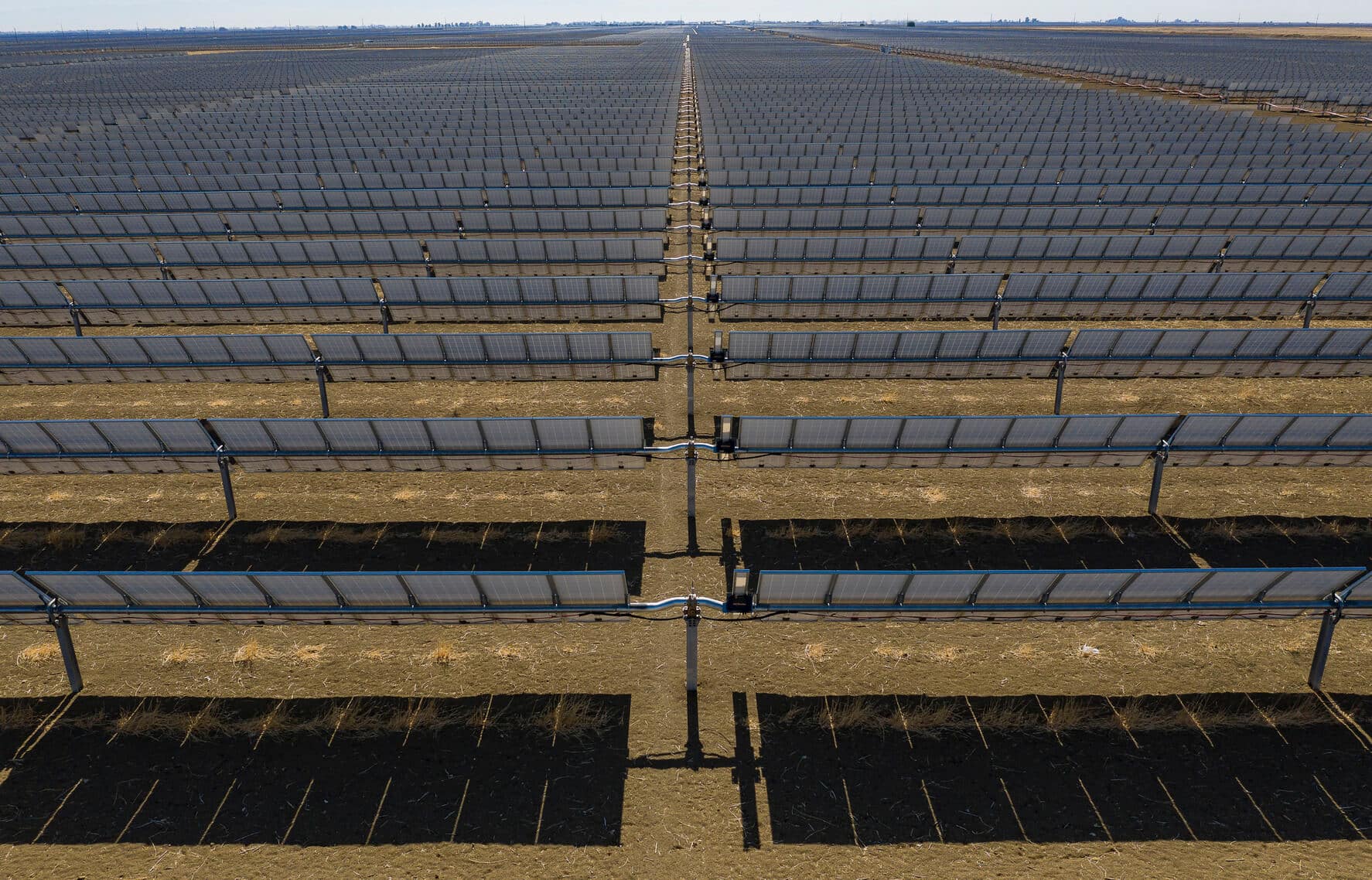 photovoltaic (PV) solar field