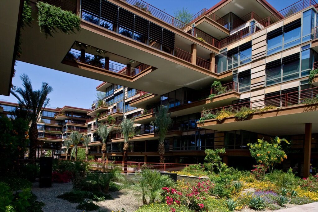 Optima_cjw_080421_008_N2-